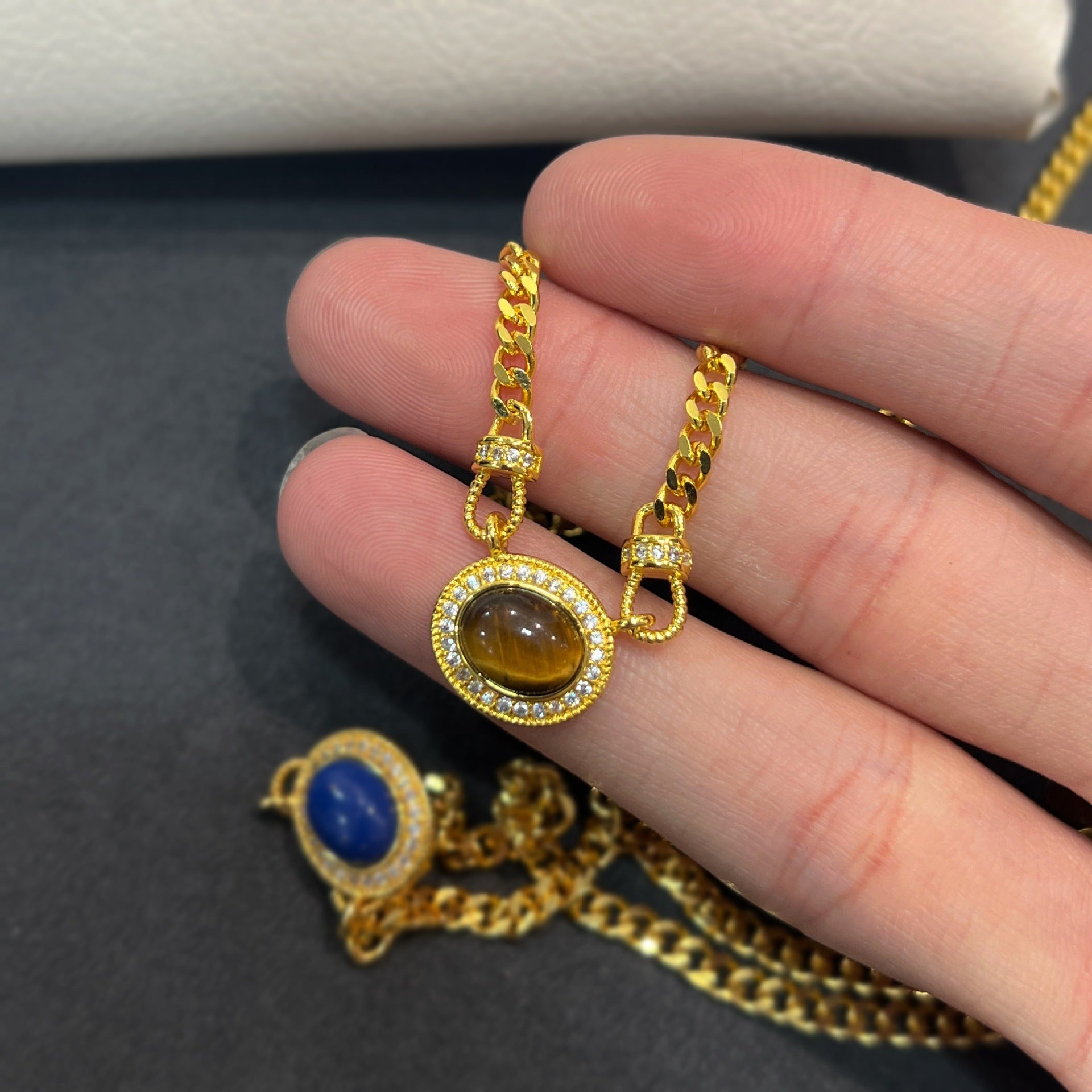 Lapis Lazuli Pendant Light Luxury Collarbone Chain